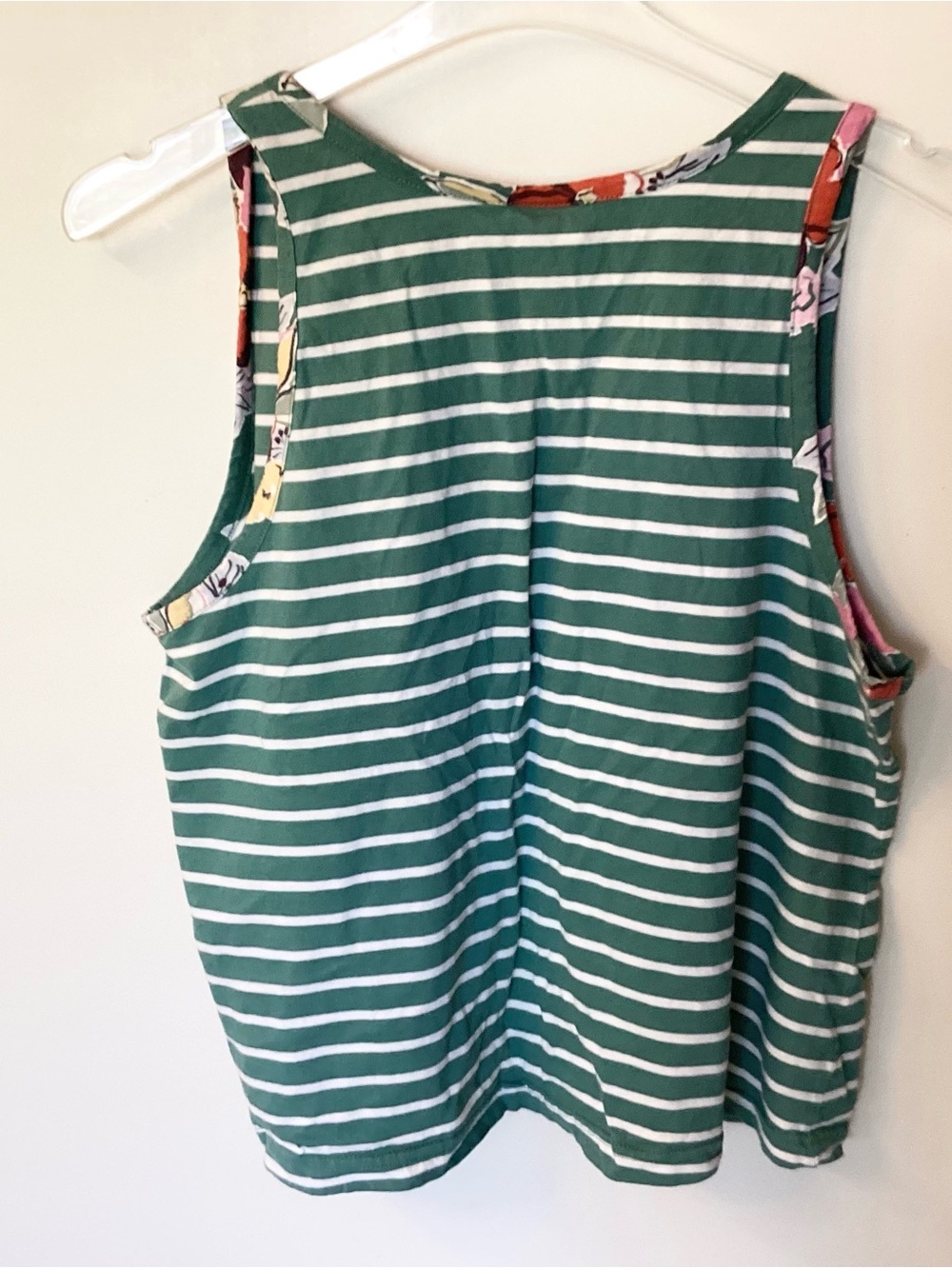 Pact Organic Cotton Staycation Sleep Tank & Shorts in Daybloom Stripes - L - Picture 4 of 8